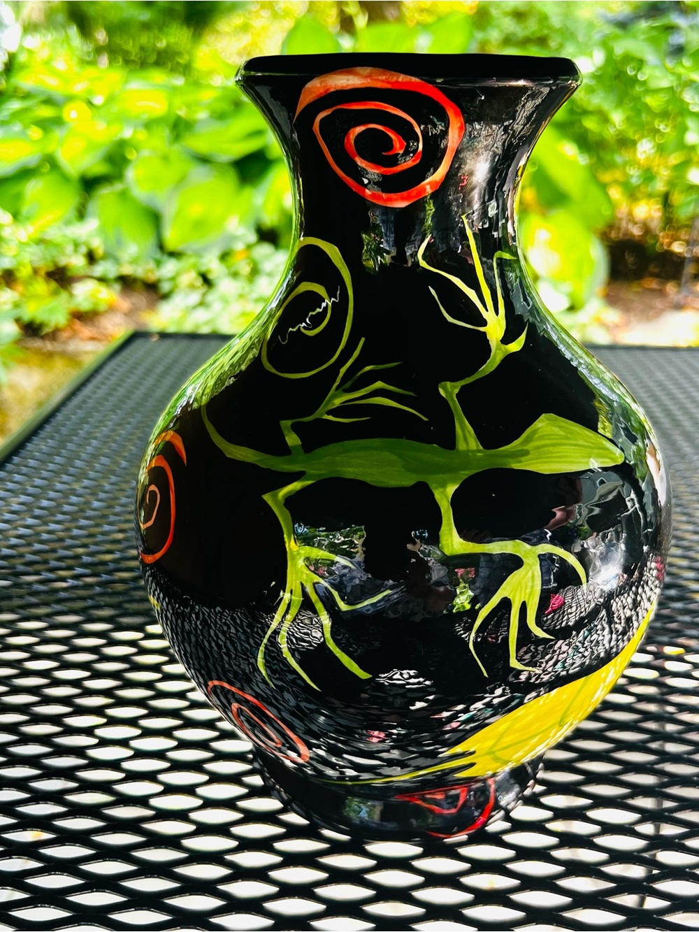 UNIQUE ART STUDIO VASE